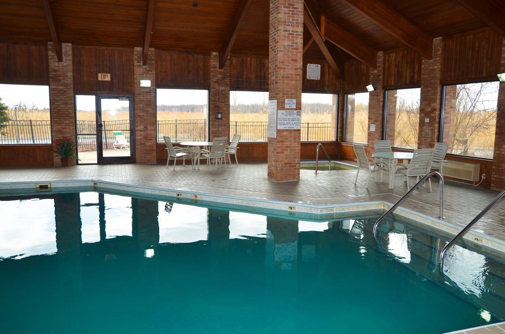 Baymont By Wyndham Port Huron Exterior foto