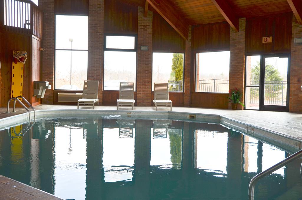 Baymont By Wyndham Port Huron Exterior foto