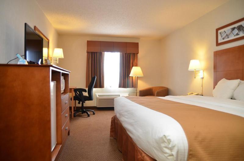 Baymont By Wyndham Port Huron Exterior foto